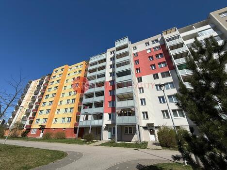 Prodej bytu 2+kk s lodžií, 48 m² – sídliště Máj, České Budějovice